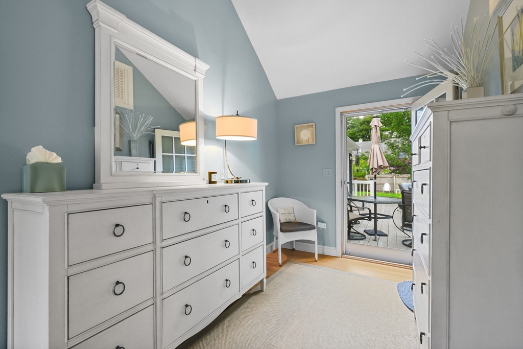 342 Sea Street Barnstable, MA 02601 - Photo 24 of 39