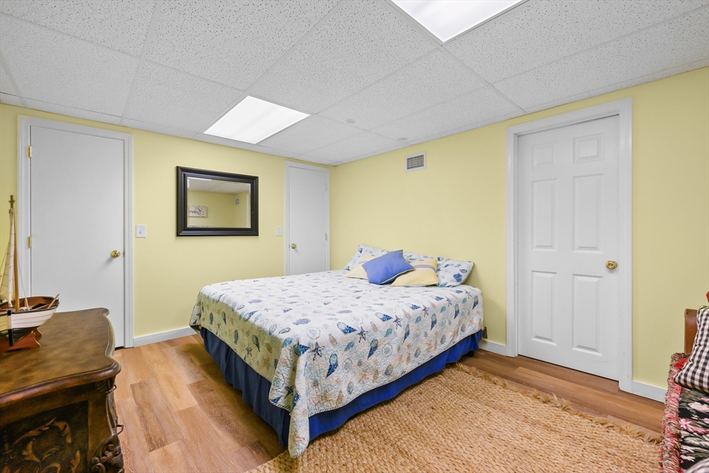 342 Sea Street Barnstable, MA 02601 - Photo 25 of 39