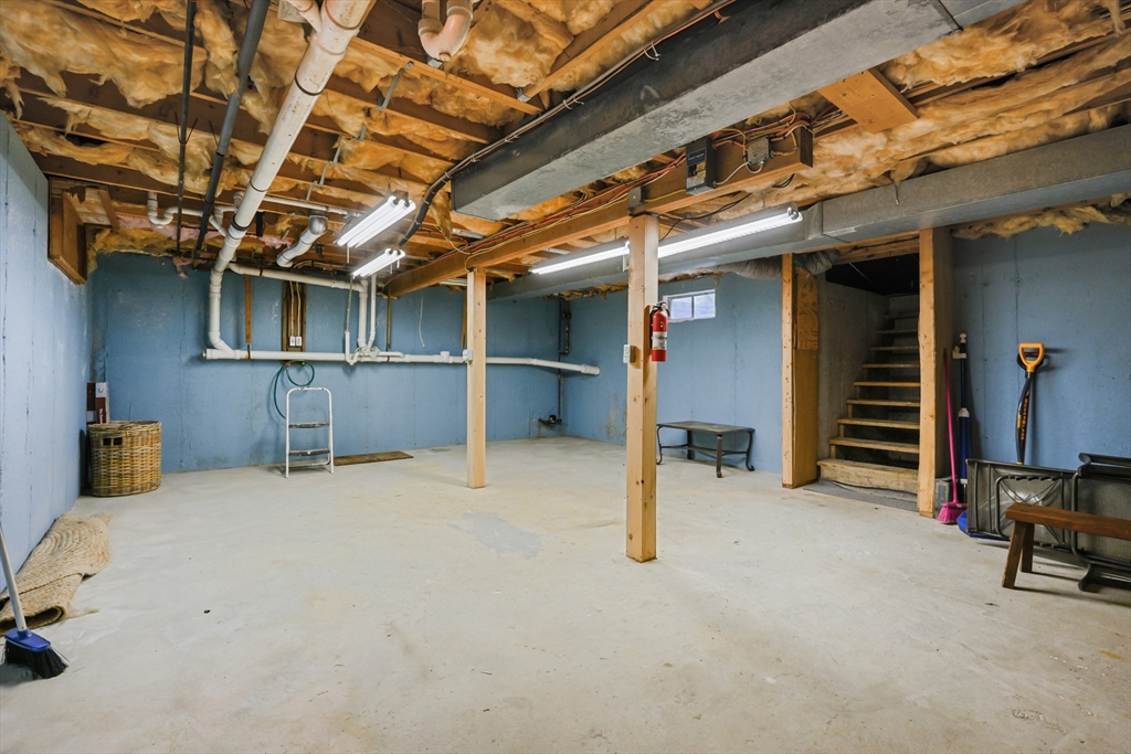 342 Sea Street Barnstable, MA 02601 - Photo 28 of 39