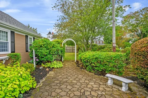 $849,000 | 342 Sea Street, Barnstable, MA 02601