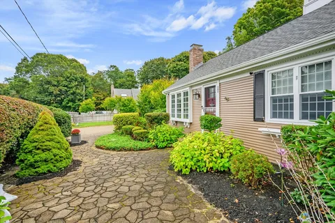 $849,000 | 342 Sea Street, Barnstable, MA 02601