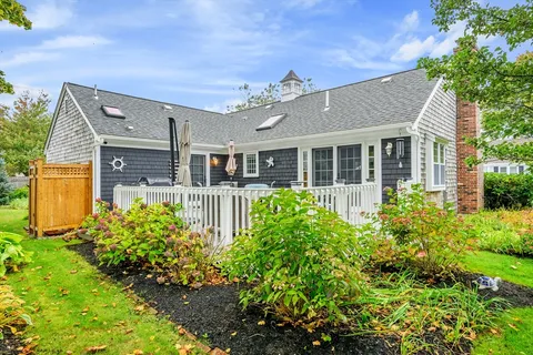 $849,000 | 342 Sea Street, Barnstable, MA 02601