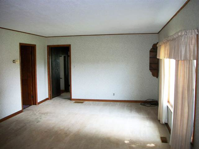 8209 North Pine Bluff Road Bicknell, IN 47512 - Photo 4 of 12