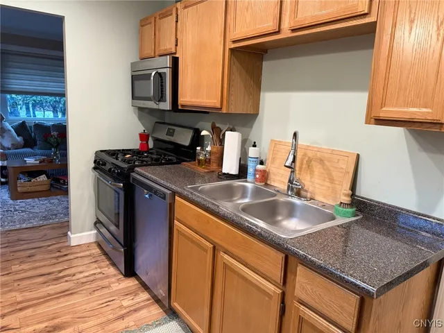 $244,900 | 203 Elmbrook Drive, Manlius, NY 13104