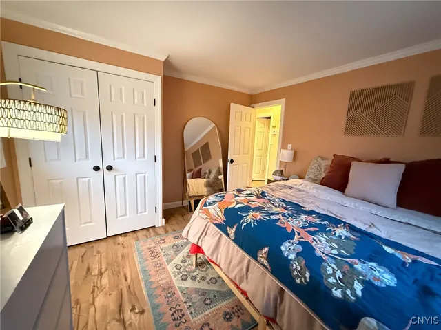 $244,900 | 203 Elmbrook Drive, Manlius, NY 13104