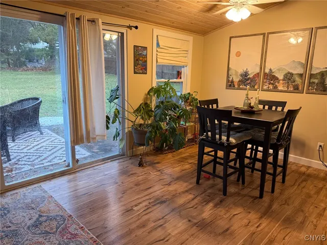 $244,900 | 203 Elmbrook Drive, Manlius, NY 13104