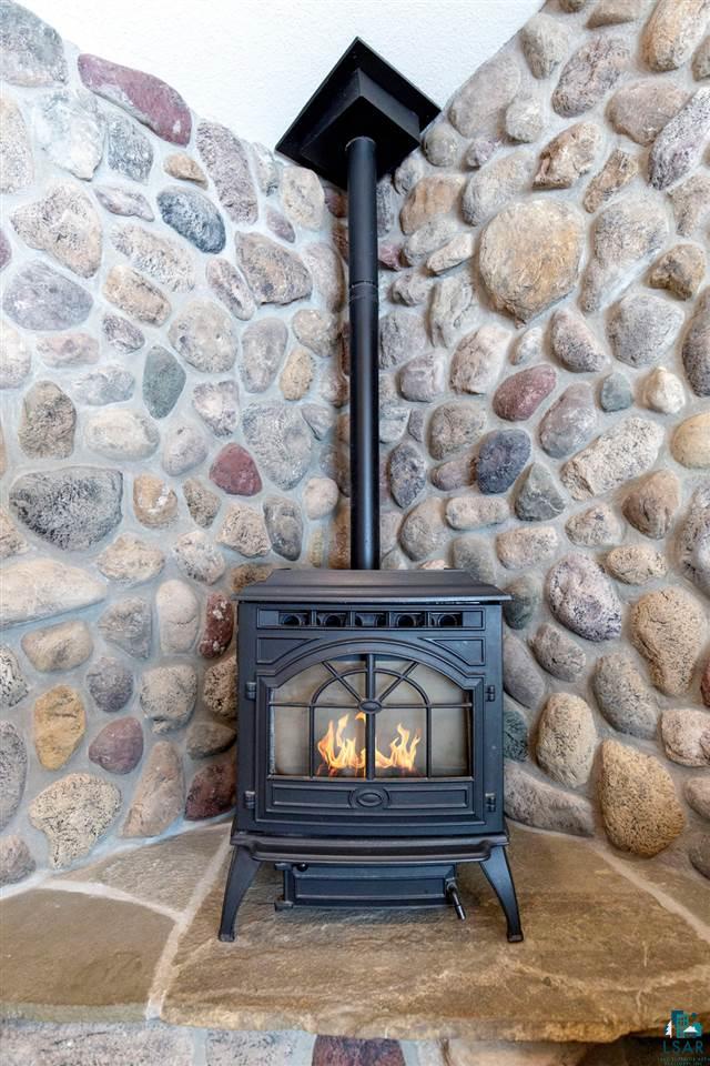5846 Ryan Road Duluth, MN 55804 - Photo 13 of 39