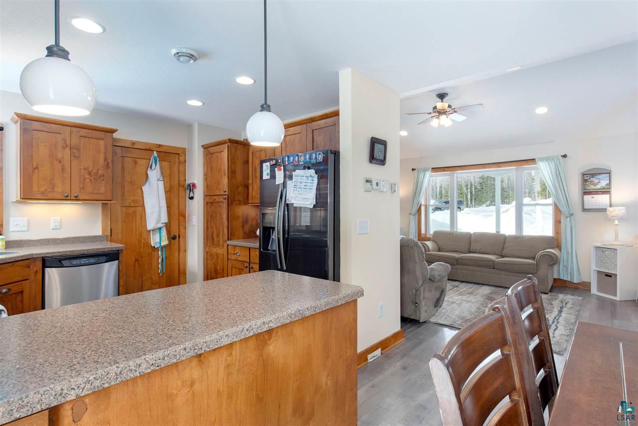 5846 Ryan Road Duluth, MN 55804 - Photo 10 of 39