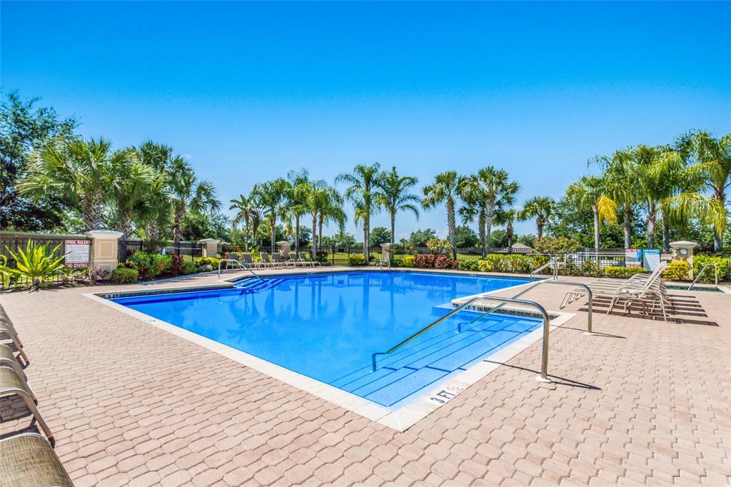 8139 Miramar Way, Unit 8139 Lakewood Ranch, FL 34202 - Photo 27 of 33