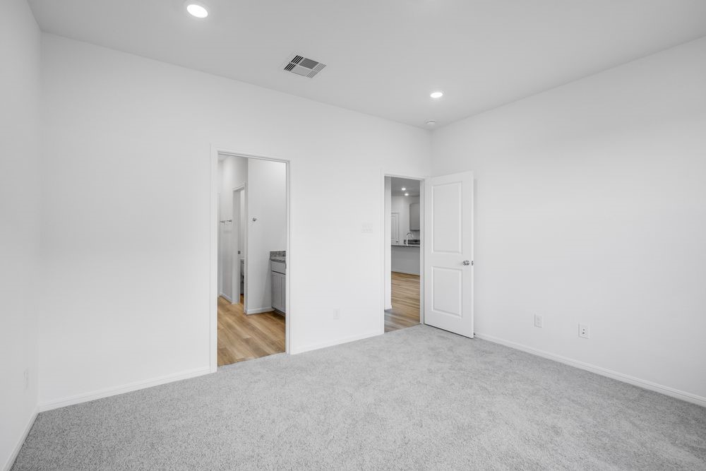5606 Buttonbush Court Rosenberg, TX 77471 - Photo 12 of 34 a view of empty room