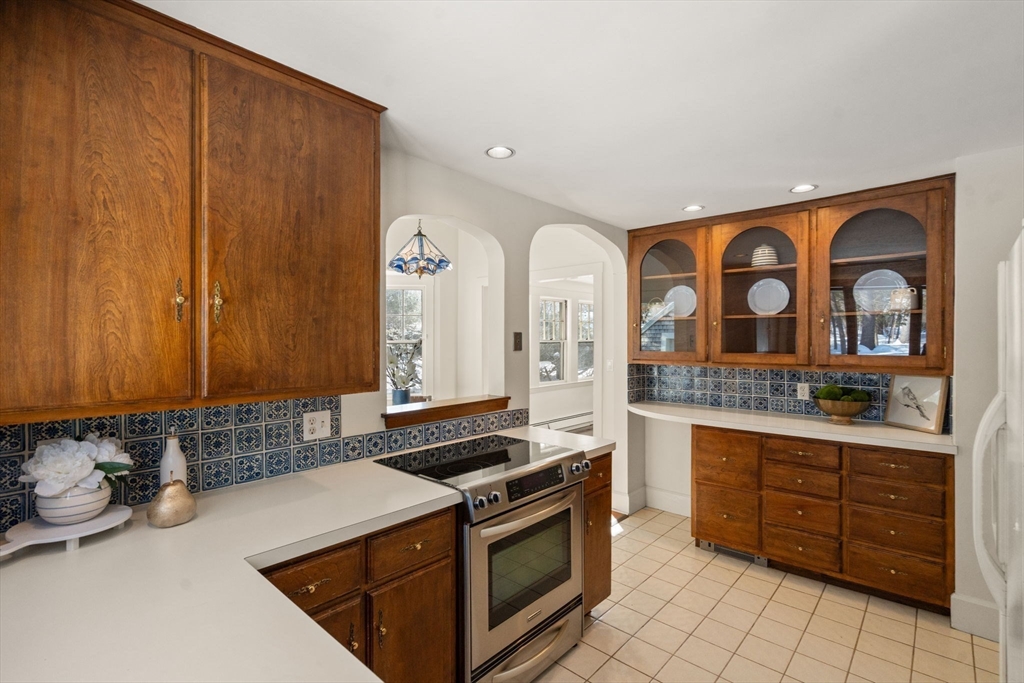 13 Rich Valley Road Wayland, MA 01778 - Photo 11 of 35