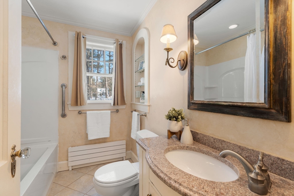 13 Rich Valley Road Wayland, MA 01778 - Photo 22 of 35