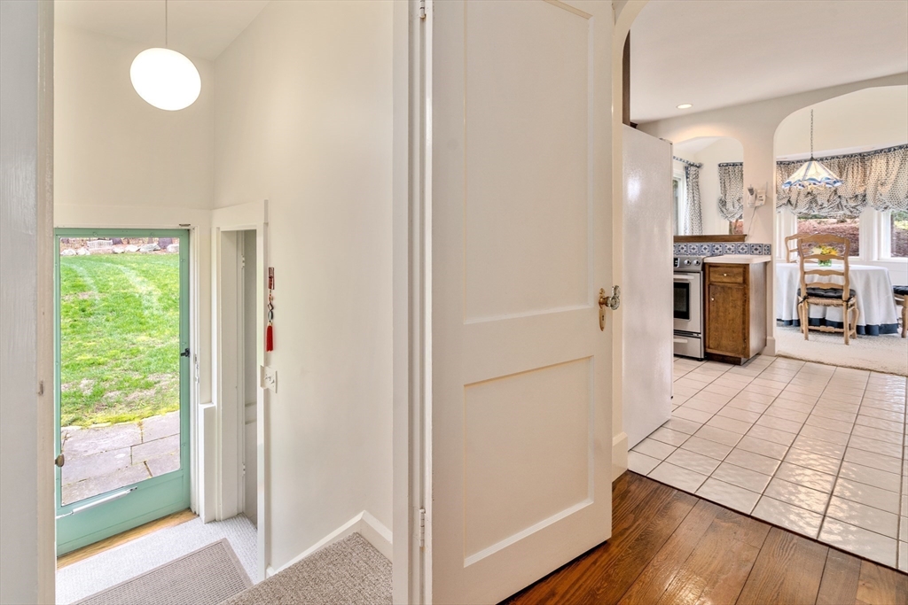 13 Rich Valley Road Wayland, MA 01778 - Photo 23 of 35