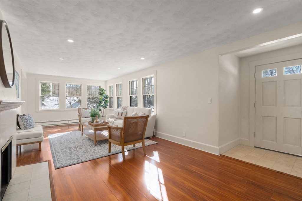 13 Rich Valley Road Wayland, MA 01778 - Photo 8 of 35