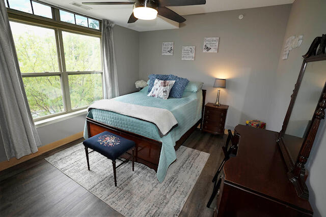 5128 West Bluemound Road, Unit 201 Milwaukee, WI 53208 - Photo 11 of 18 Guest Bedroom