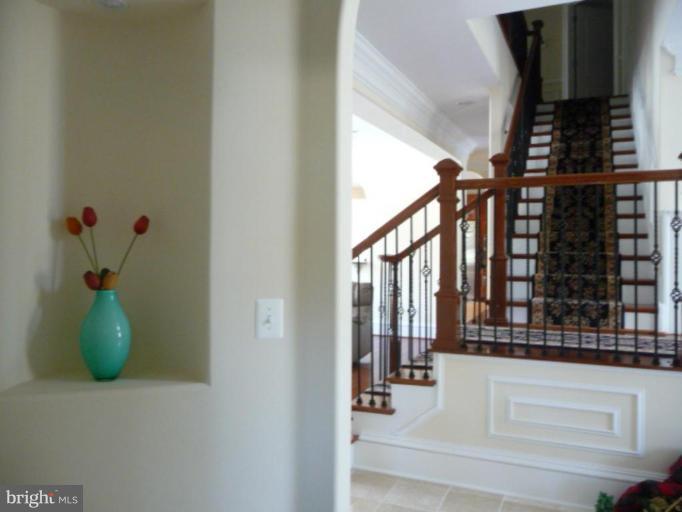 2253 Hunter Mill Road Vienna, VA 22181 - Photo 16 of 30 Staircase