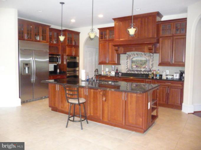 2253 Hunter Mill Road Vienna, VA 22181 - Photo 4 of 30 Kitchen