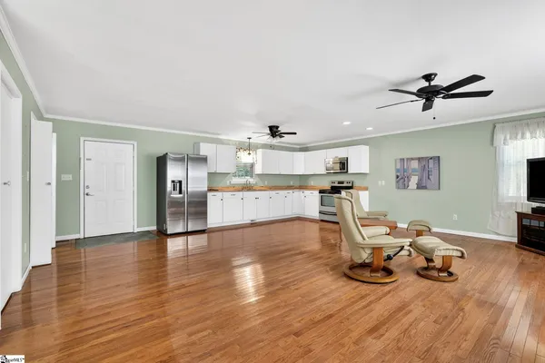 $920,000 | 2511 South Pineland Circle, Cross Hill, SC 29332