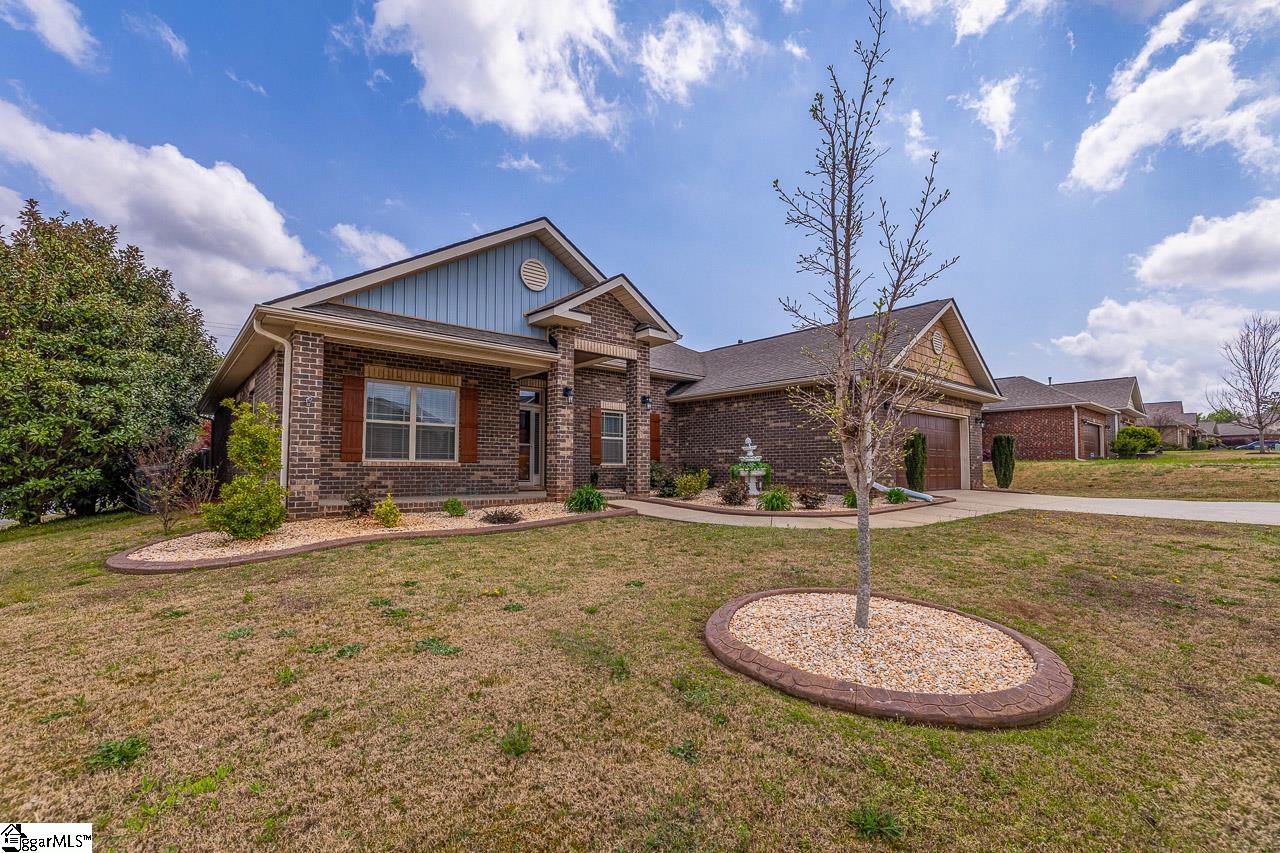 301 Rabbit Run Trail Simpsonville, SC 29681 - Photo 2 of 39 Gallery Image 2
