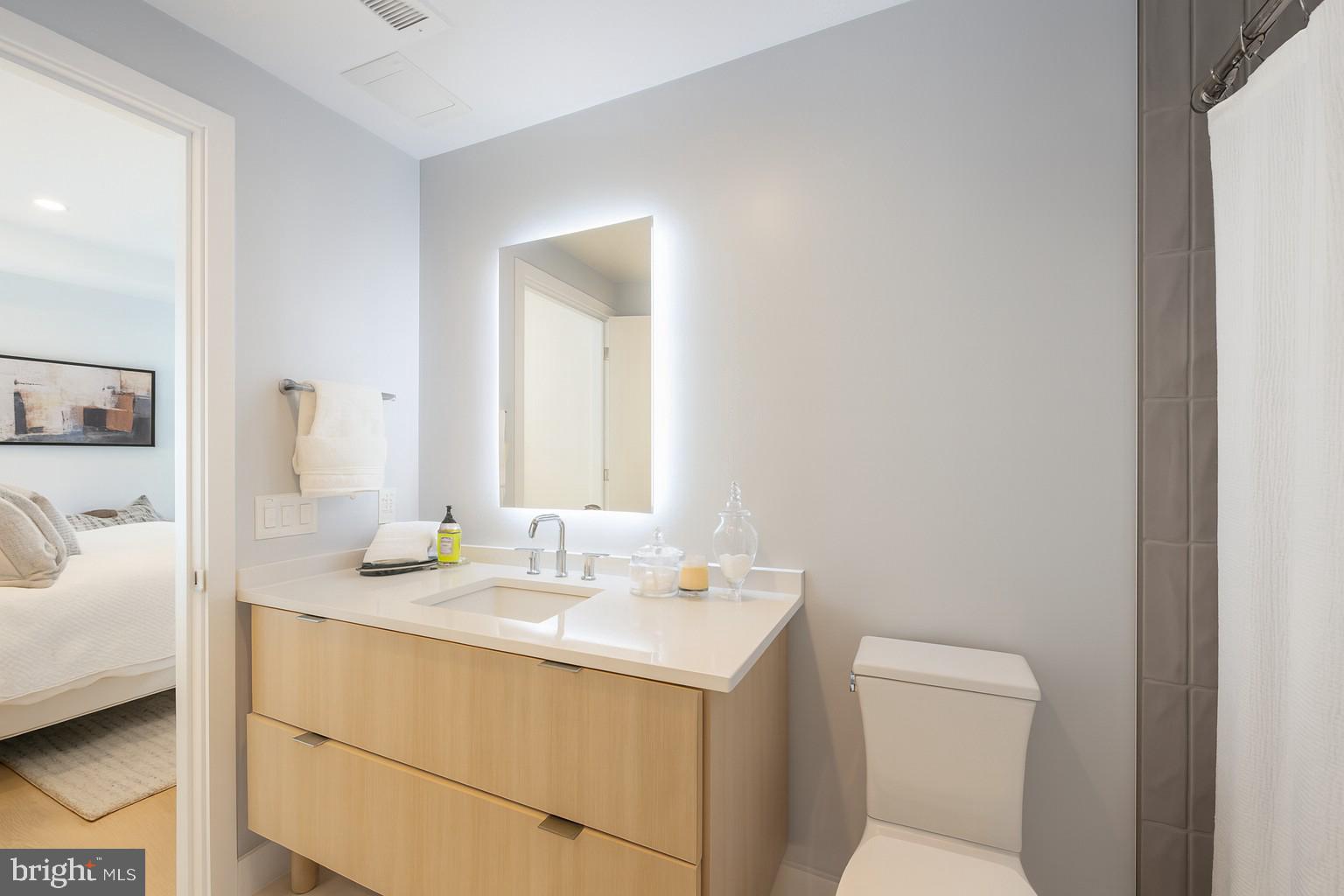 1224 M Street Northwest, Unit 501 Washington, DC 20005 - Photo 4 of 21