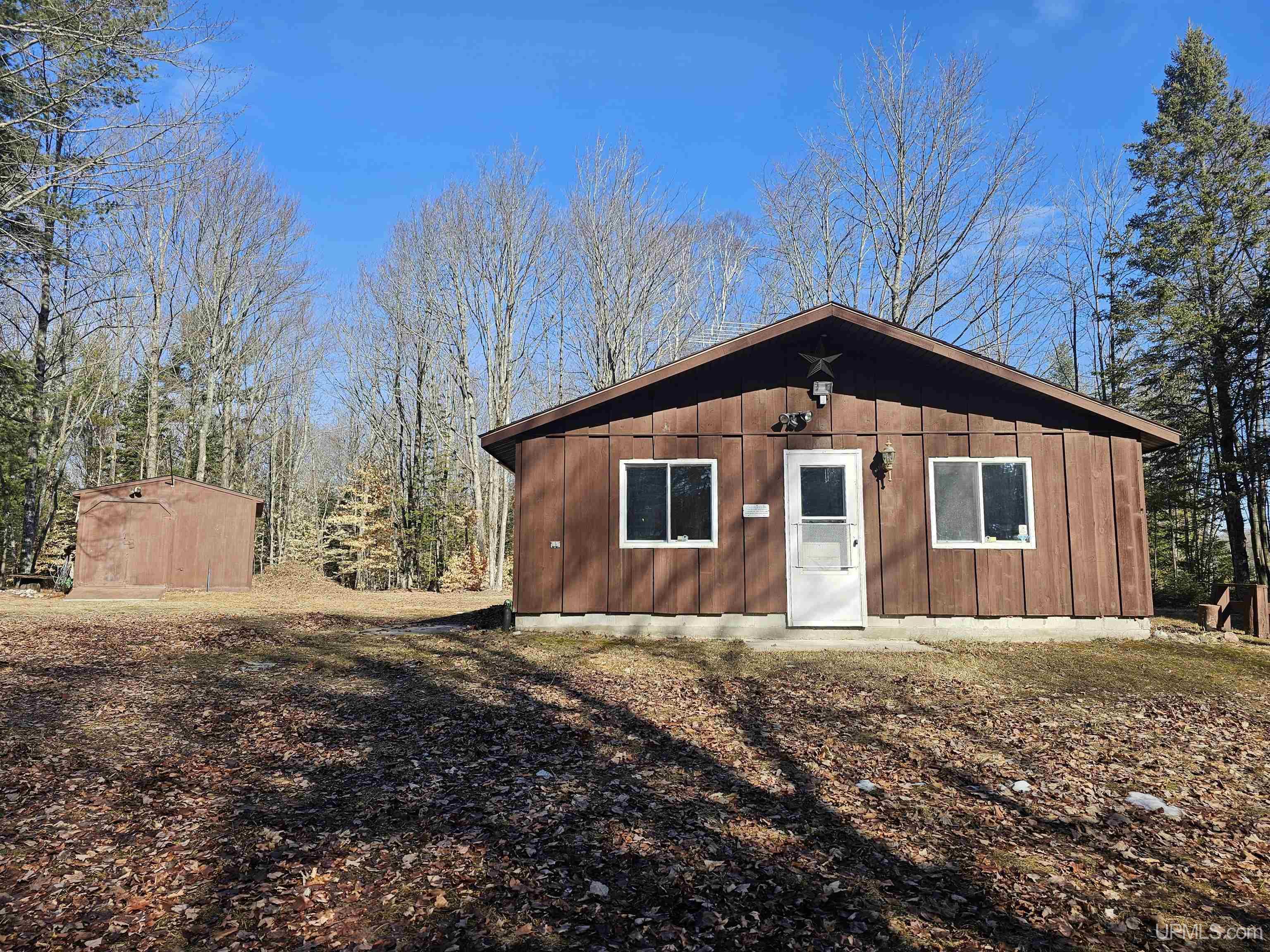 2467 Little Harbor Road Manistique, MI 49854 - Photo 2 of 68 Gallery Image 2