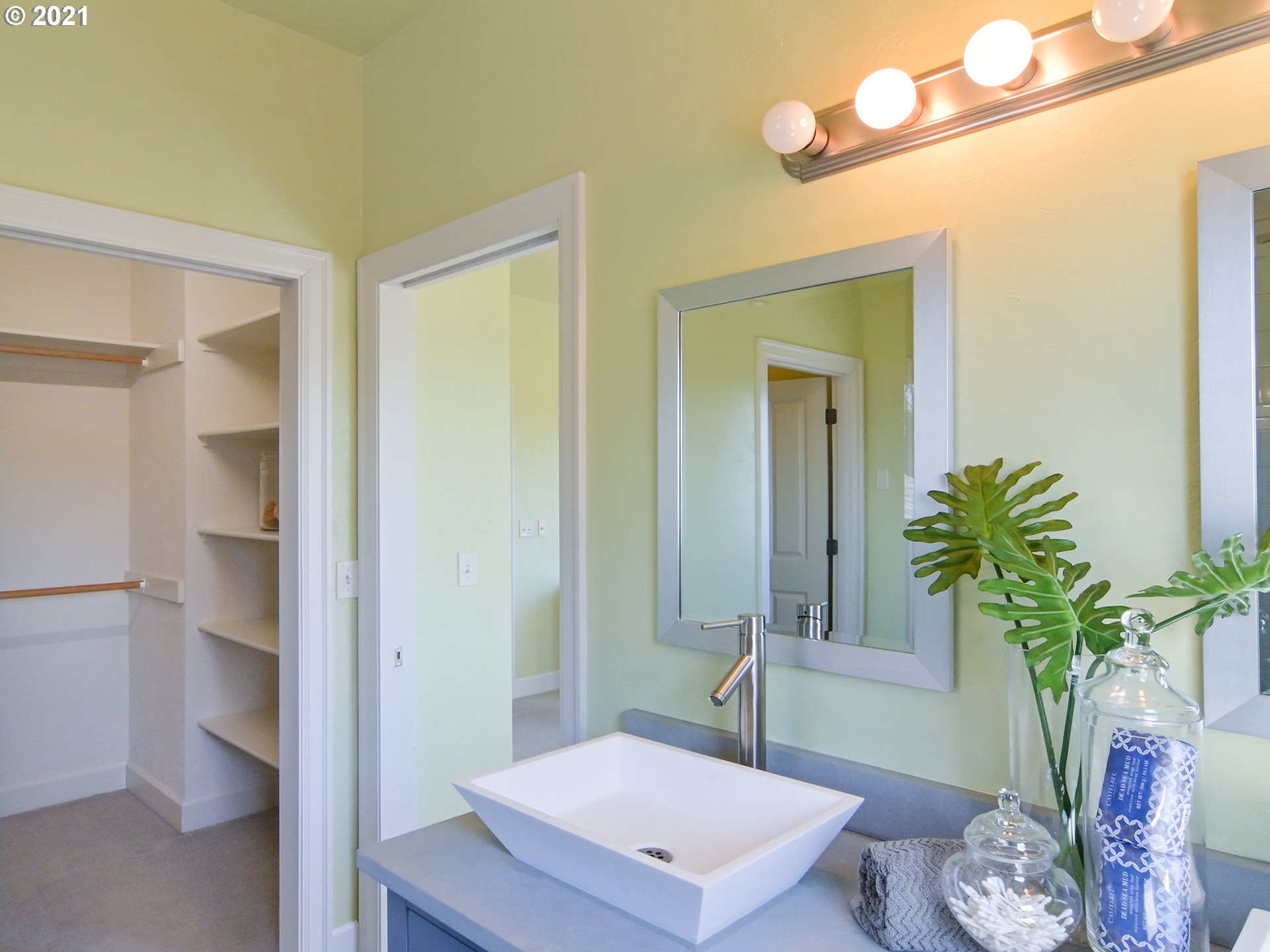 2616 Ridgemont Drive Eugene, OR 97405 - Photo 23 of 32 Gallery Image 23