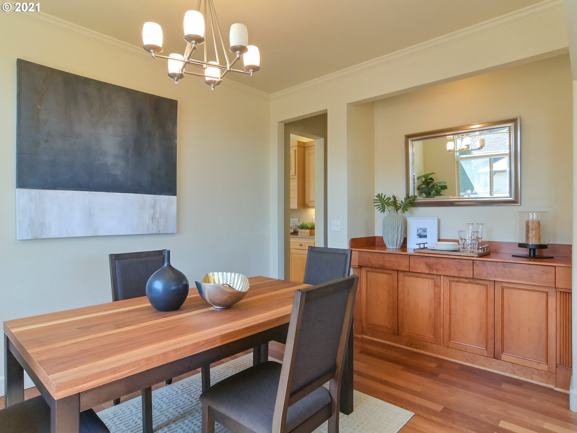 2616 Ridgemont Drive Eugene, OR 97405 - Photo 10 of 32 Gallery Image 10