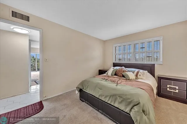 $169,900 | 4800 Hillcrest Lane, Unit 314, Hollywood, FL 33021