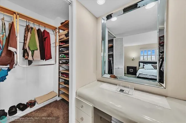 $169,900 | 4800 Hillcrest Lane, Unit 314, Hollywood, FL 33021