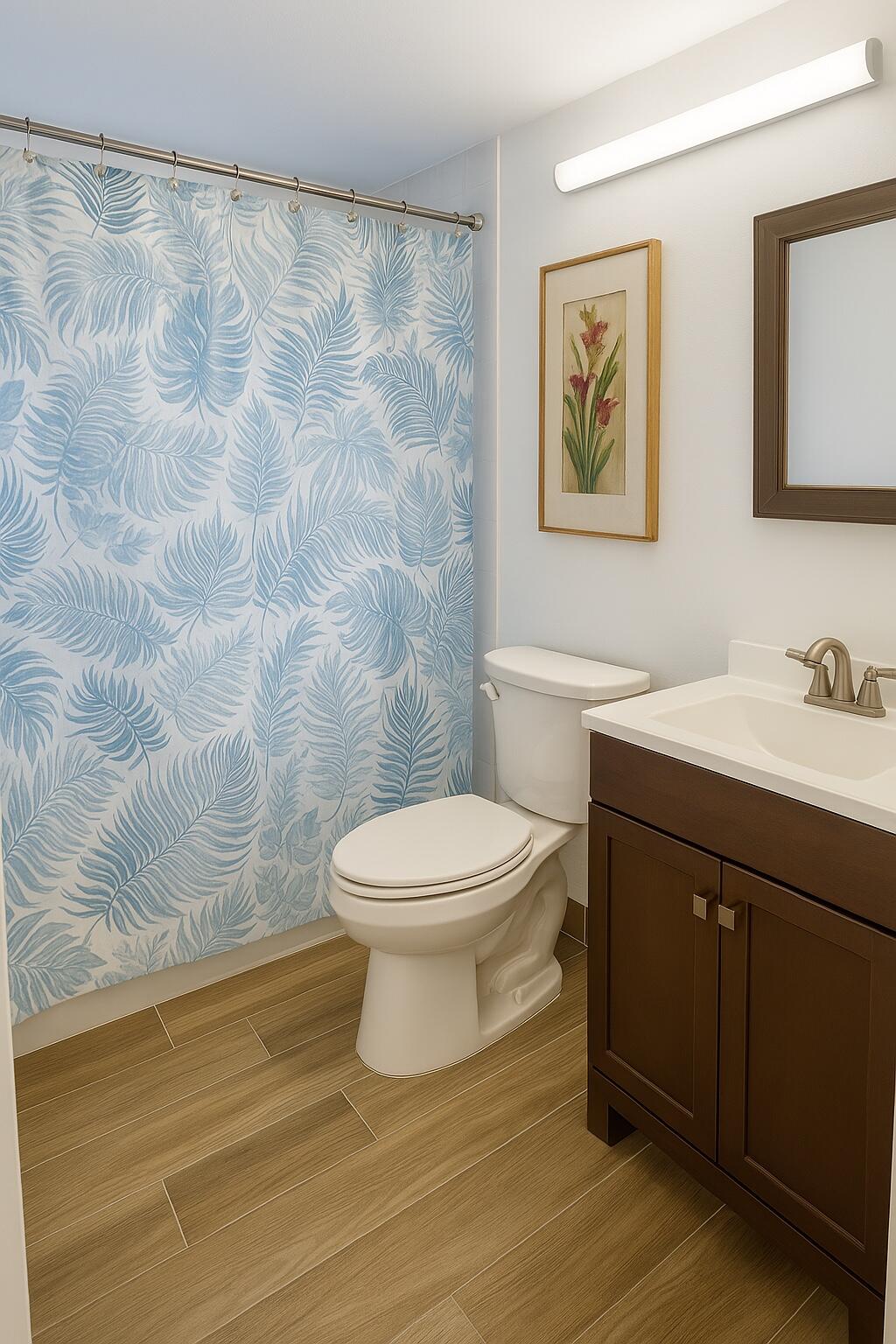C Brighton East, Unit 94 Boca Raton, FL 33434 - Photo 2 of 8 Main Bathroom