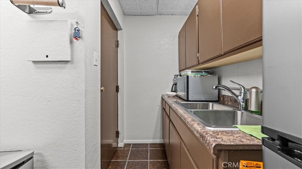 580 East Foothill Boulevard Azusa, CA 91702 - Photo 17 of 36