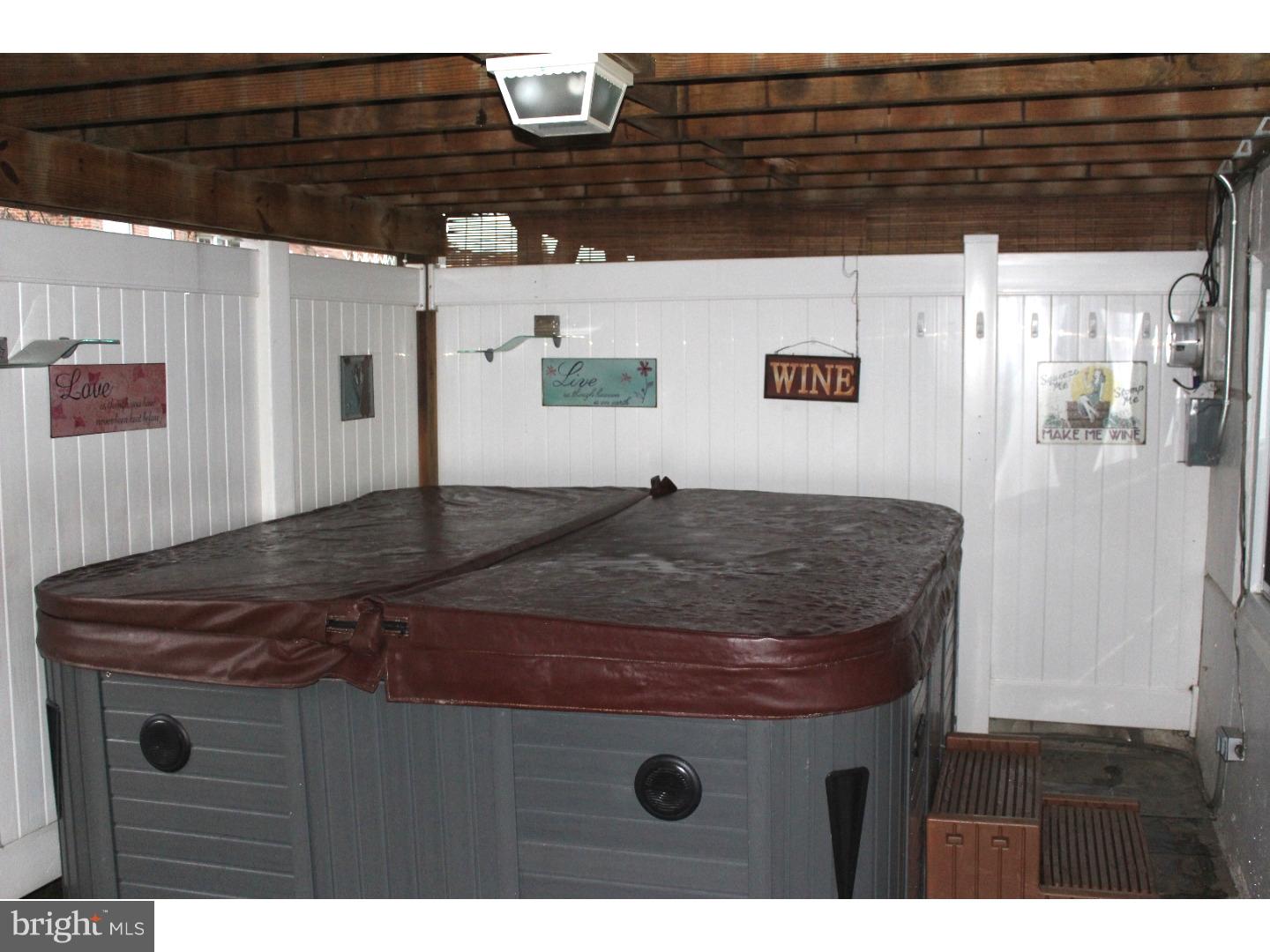 12408 Rambler Road Philadelphia, PA 19154 - Photo 18 of 20 Hot Tub