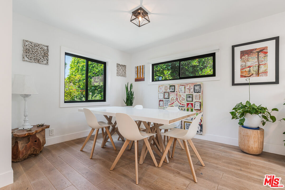 918 Indiana Avenue Venice, CA 90291 - Photo 16 of 36