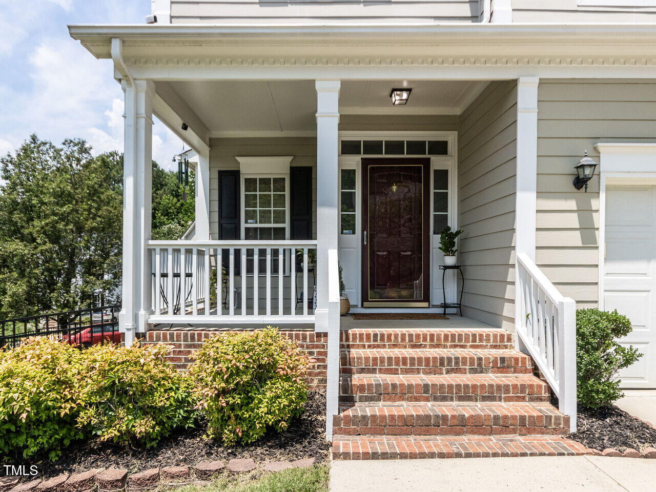8001 Strawberry Meadows Street Raleigh, NC 27613 - Photo 4 of 29 003-1280x960-front-porch