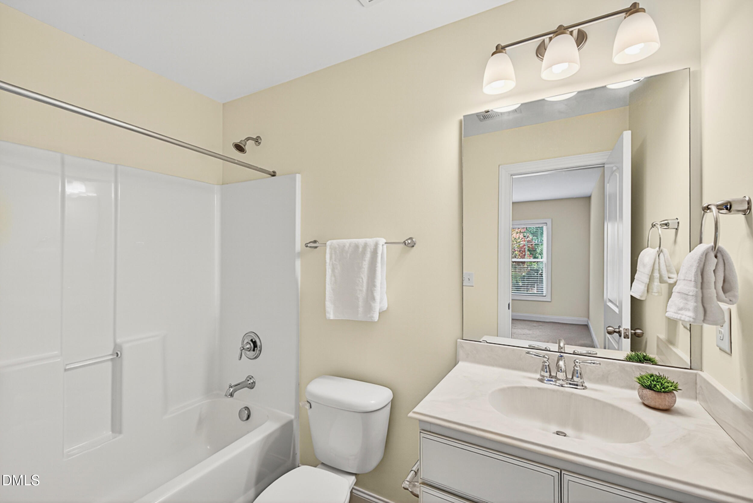 4416 Nicolas Place Raleigh, NC 27606 - Photo 22 of 24 26_029_dsc02998-edit