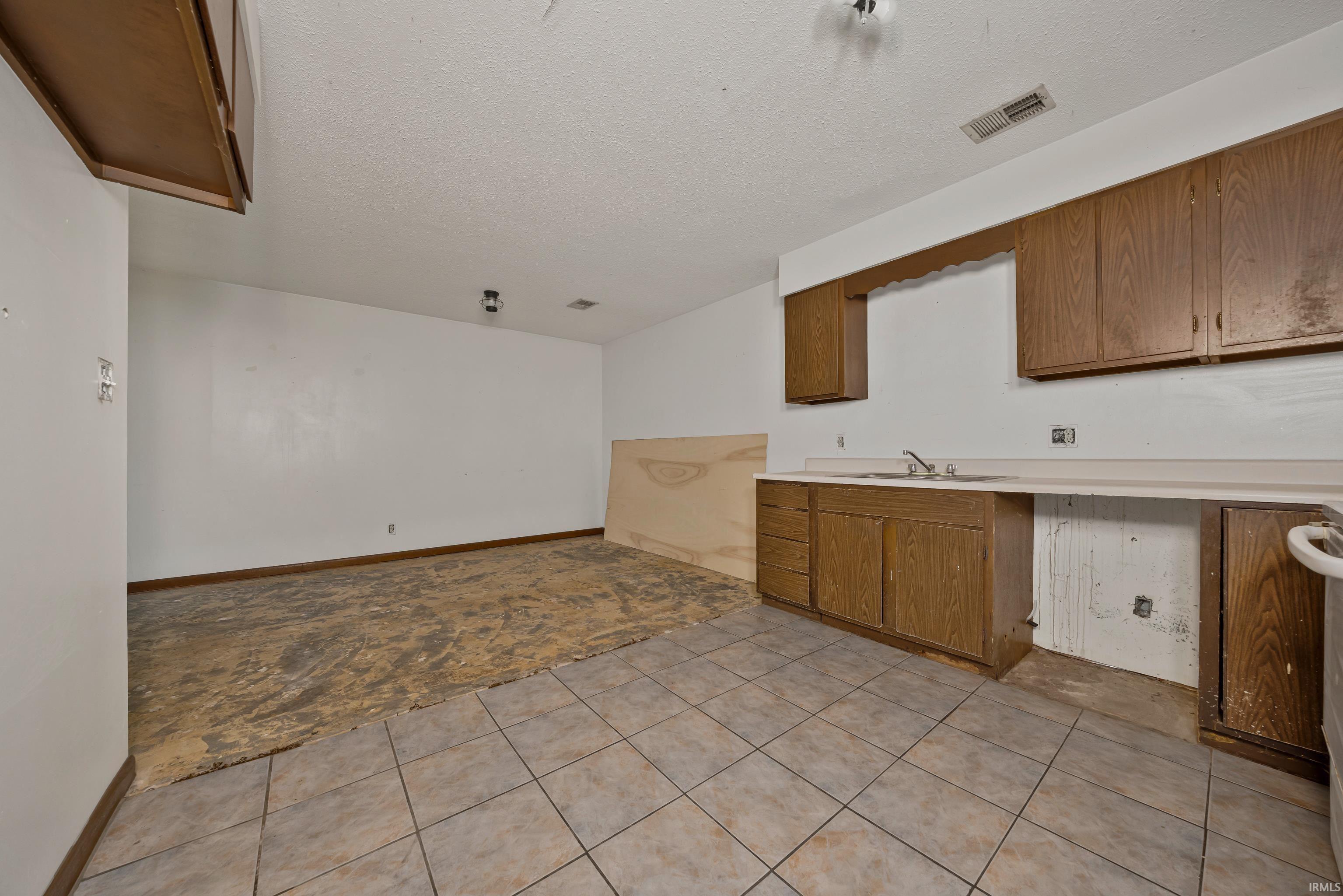 6223 Fox Rdg Road Evansville, IN 47712 - Photo 25 of 35 Gallery Image 25