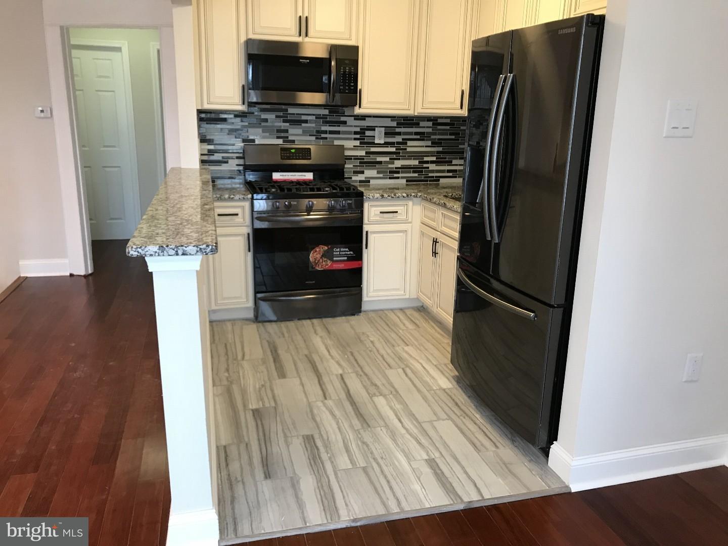 3870 Fairdale Road Philadelphia, PA 19154 - Photo 11 of 25 Gallery Image 11
