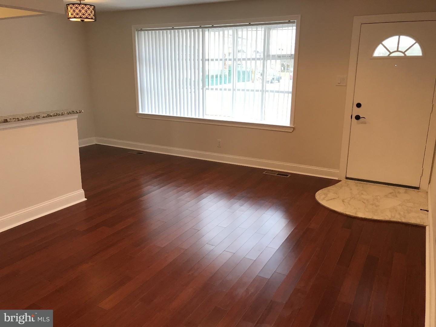 3870 Fairdale Road Philadelphia, PA 19154 - Photo 6 of 25 Gallery Image 6