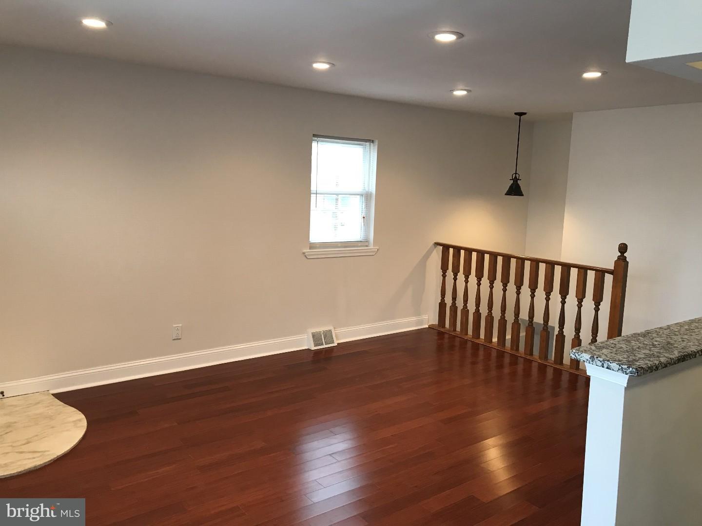 3870 Fairdale Road Philadelphia, PA 19154 - Photo 7 of 25 Gallery Image 7