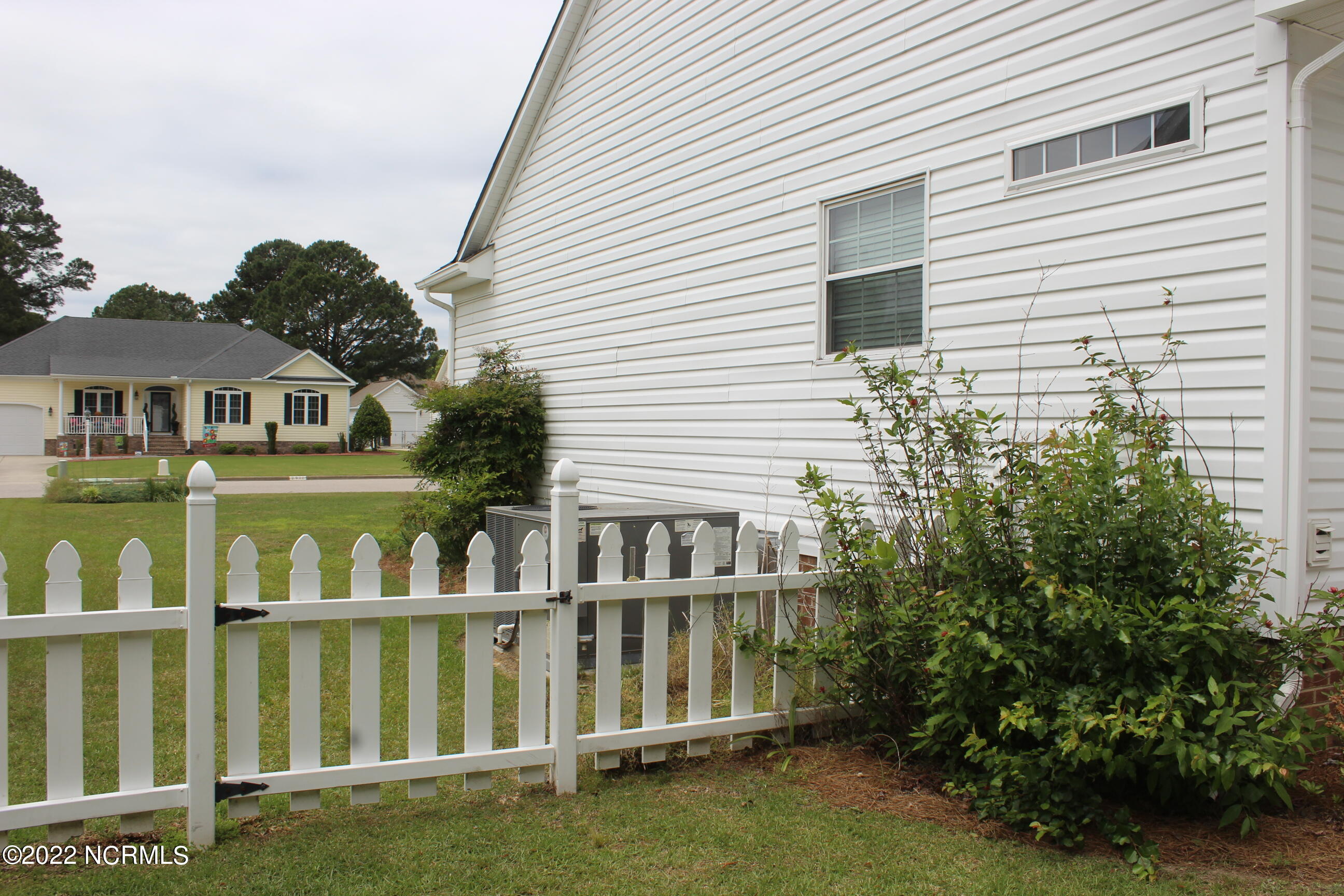 2912 Ridge Road Northwest Wilson, NC 27896 - Photo 5 of 28 2022-05-10 13.17.49