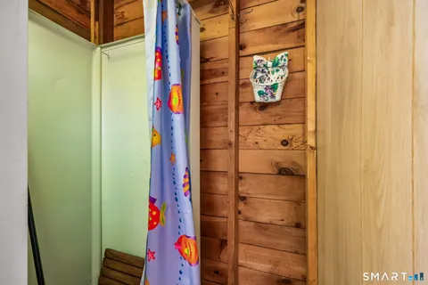 $265,000 | 89 Lakeside Drive, North Stonington, CT 06359