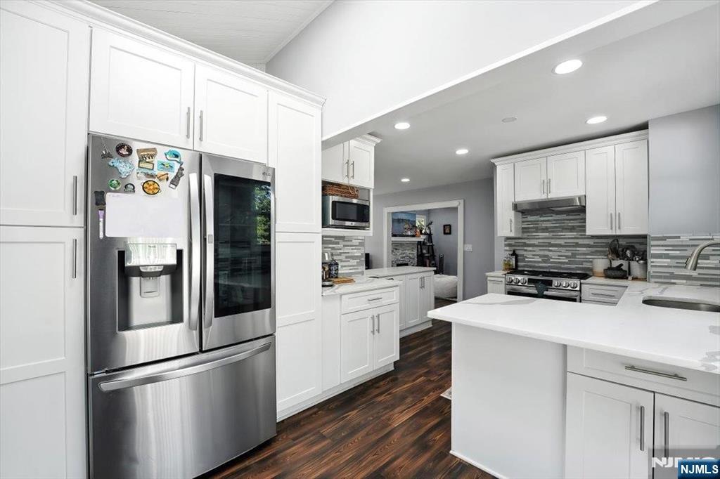 204 West Northfield Road Livingston, NJ 07039 - Photo 11 of 34