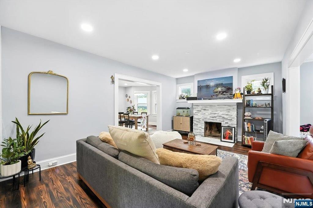 204 West Northfield Road Livingston, NJ 07039 - Photo 3 of 34