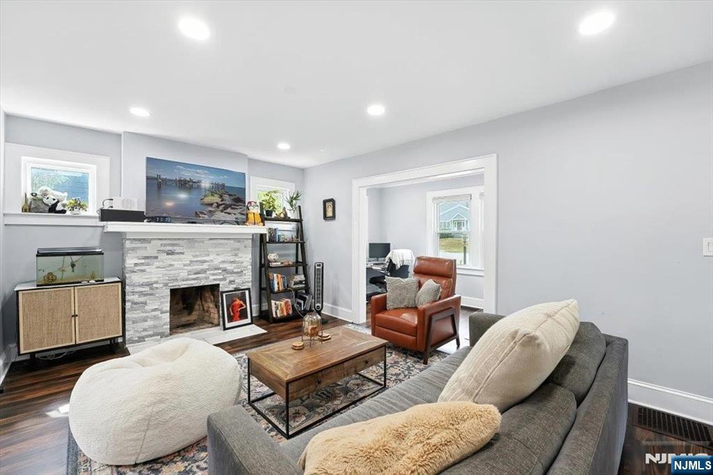 204 West Northfield Road Livingston, NJ 07039 - Photo 4 of 34