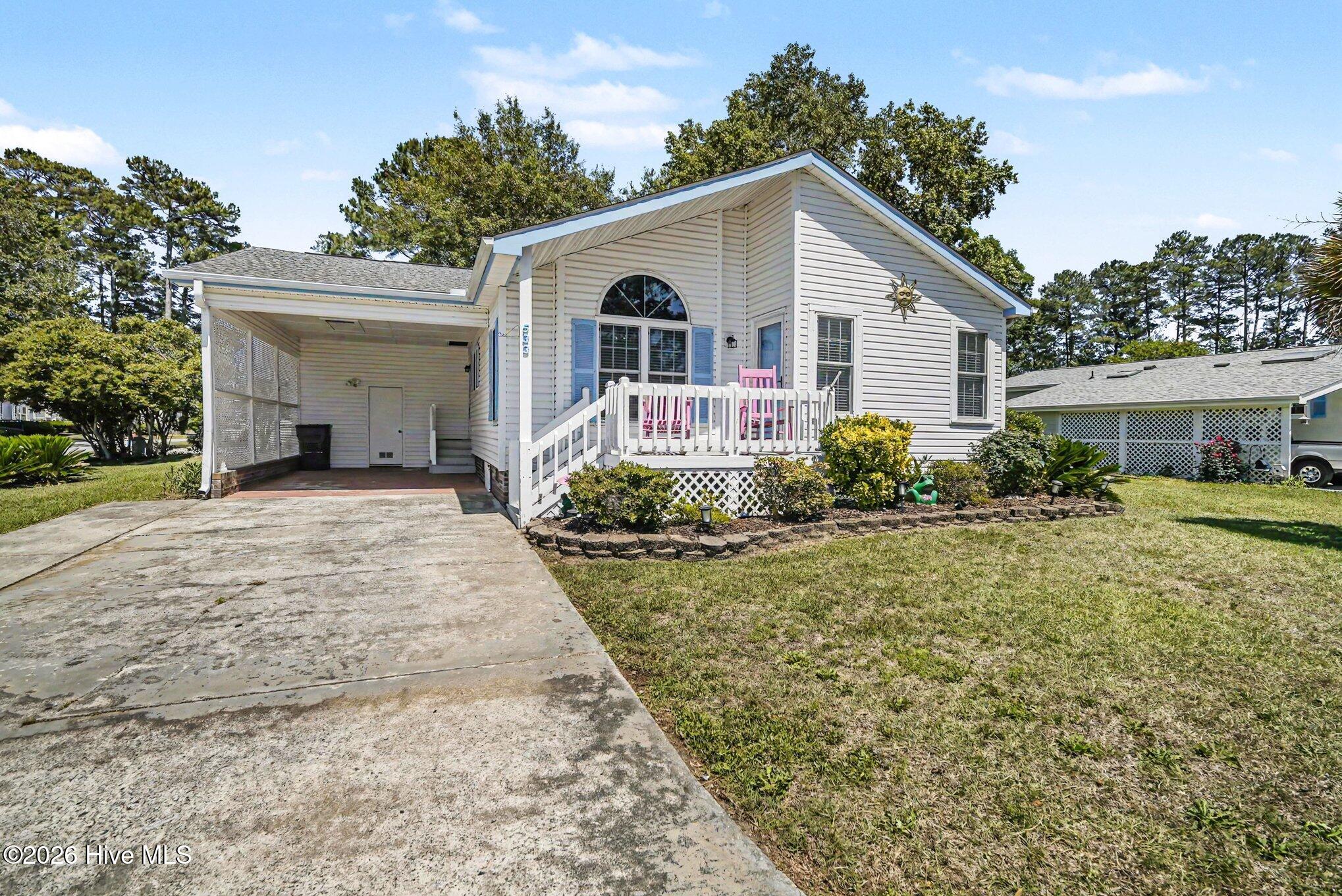 533 Leeward Way Calabash, NC 28467 - Photo 3 of 37 003_file_8708