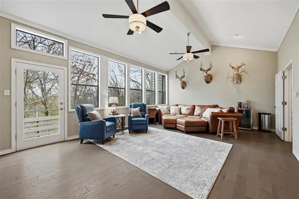 $1,295,000 | 83 Preston Oaks Drive, Pottsboro, TX 75076