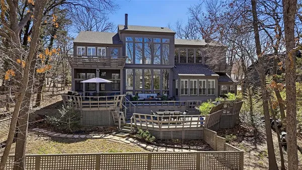 $1,295,000 | 83 Preston Oaks Drive, Pottsboro, TX 75076