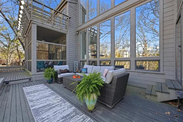 $1,295,000 | 83 Preston Oaks Drive, Pottsboro, TX 75076