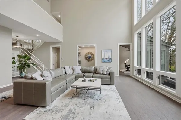 $1,295,000 | 83 Preston Oaks Drive, Pottsboro, TX 75076
