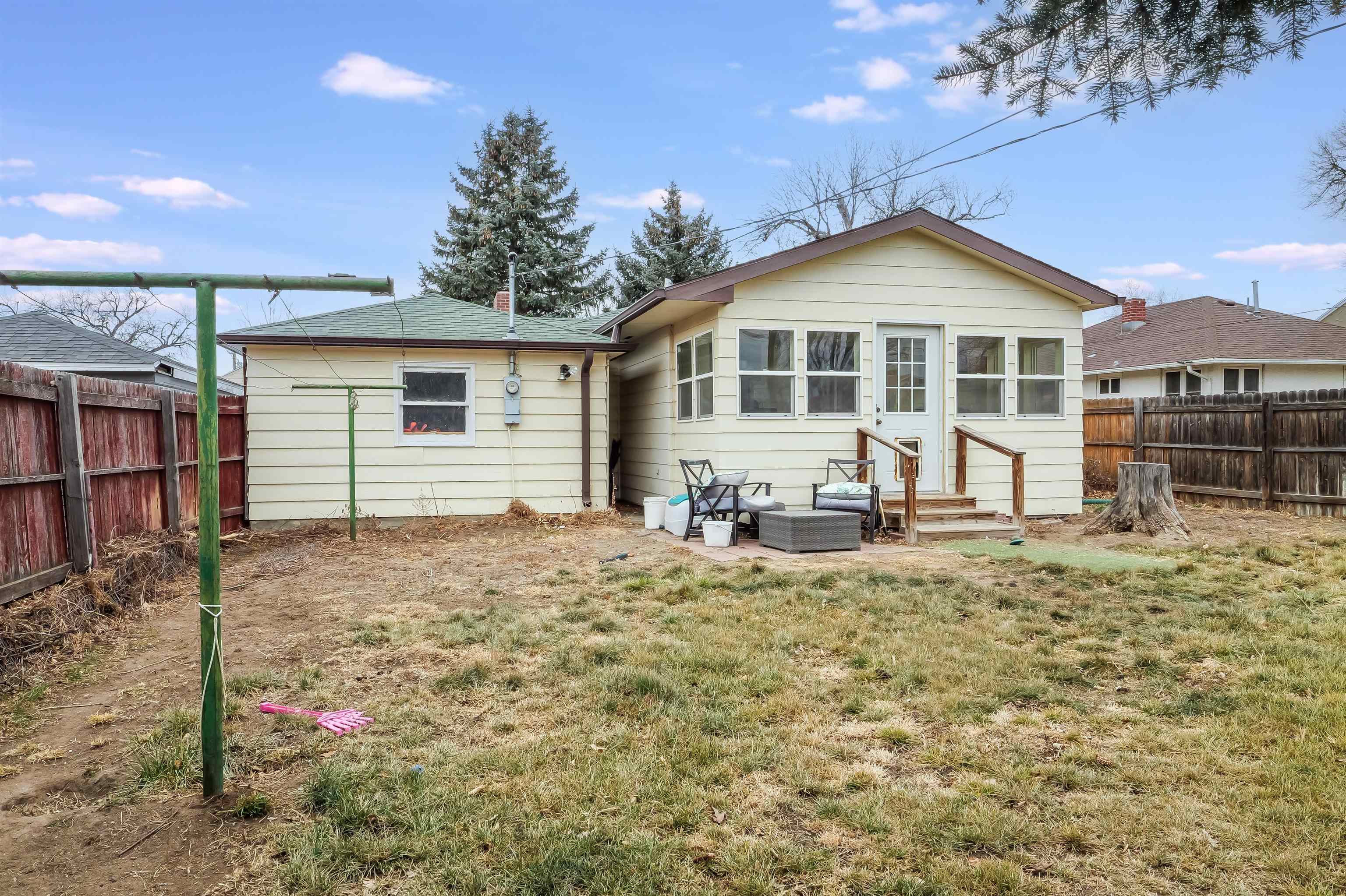 2425 East B Street Torrington, WY 82240 - Photo 33 of 34